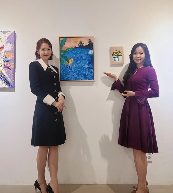 사진: (좌측부터) 'G-아트페어' 공동 MC로 발탁된 방송인 '오정연', 큐레이터 '홍지혜' [제공 = 관악문화재단]
